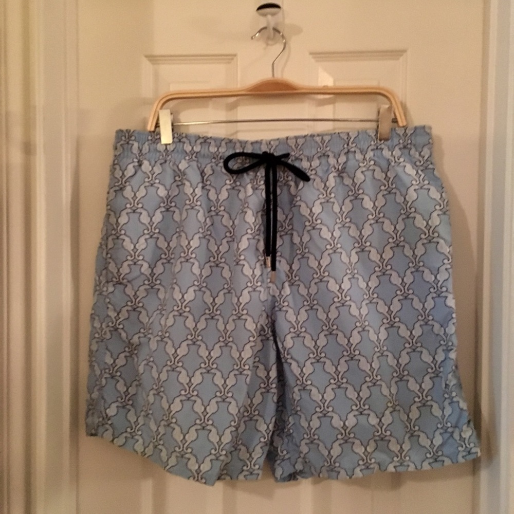 🇫🇷🇫🇷Men’s VILEBREQUIN light blue swim trunks.